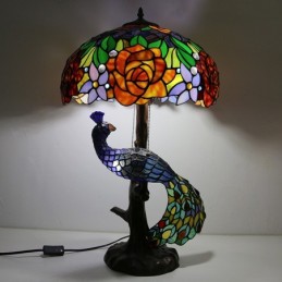 Tiffany Style Table Lamp...