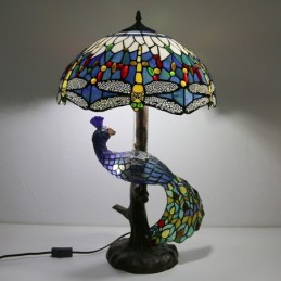 Tiffany Style Table Lamp...