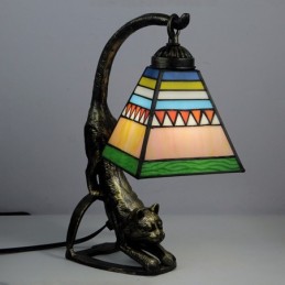 Tiffany Style Table Lamp...