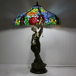 Tiffany Style Table Lamp...